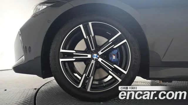 BMW 3-Series 3 серия (G20) 320i M Sport — Фото автомобиля 5
