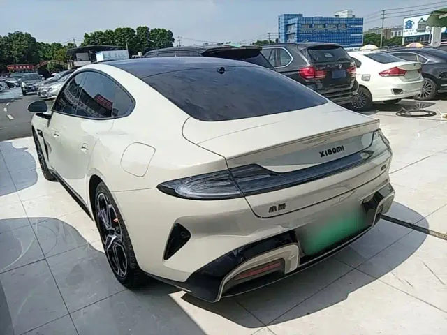 Xiaomi SU7 — Фото автомобиля 4