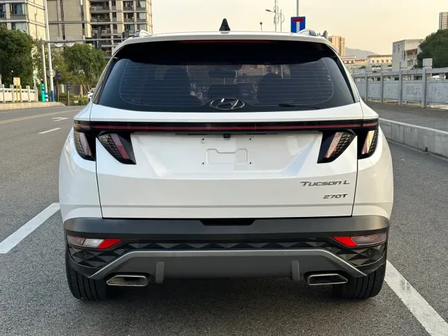 Hyundai Tucson — Фото автомобиля 8