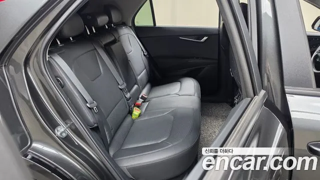 Kia Niro — Фото автомобиля 18