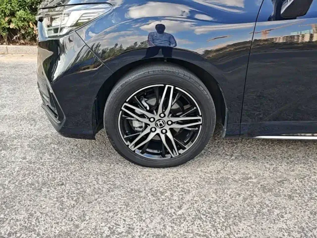 Honda Odyssey — Фото автомобиля 22