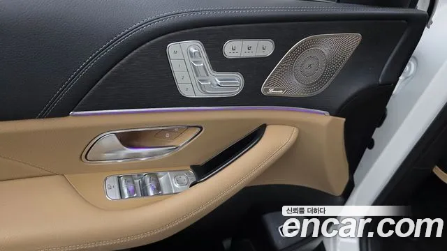 Mercedes-Benz GLE-Class — Фото автомобиля 22