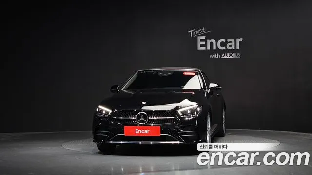 Mercedes-Benz E-Class — Фото автомобиля 3
