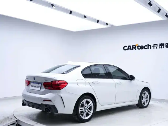 BMW 1 Series — Фото автомобиля 10