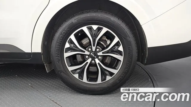 Kia Canival Carnival 4 поколение Бензин 9 мест Prestige — Фото автомобиля 21