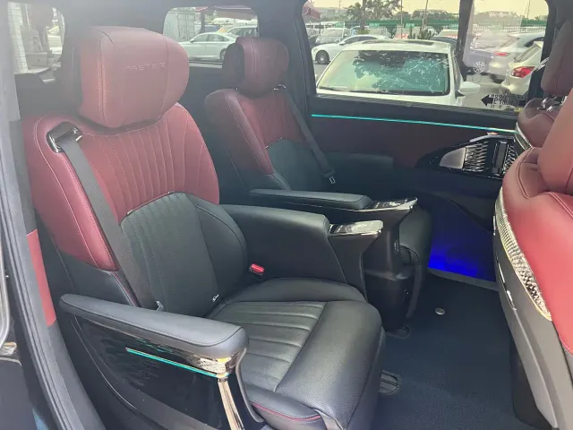 GAC Trumpchi M8 — Фото автомобиля 12