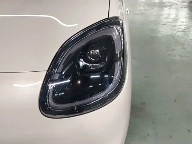 Wuling Hongguang Mini EV — Фото автомобиля 23