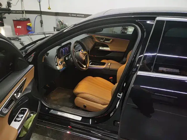Mercedes-Benz E-Class — Фото автомобиля 7