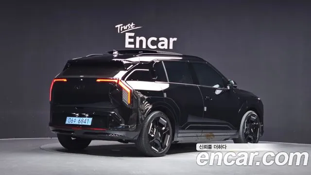 Kia EV3 — Фото автомобиля 2