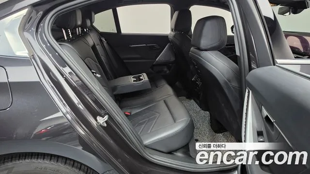 BMW 5 Series G60 — Фото автомобиля 17