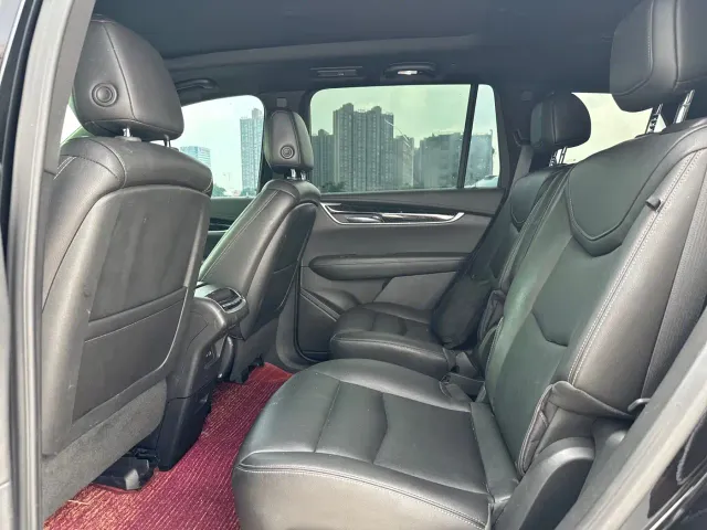 Cadillac XT6 — Фото автомобиля 8