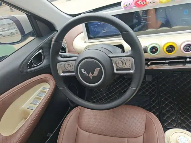 Wuling Bingo — Фото автомобиля 10