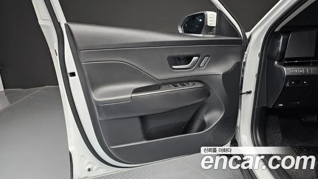 Hyundai Kona — Фото автомобиля 13