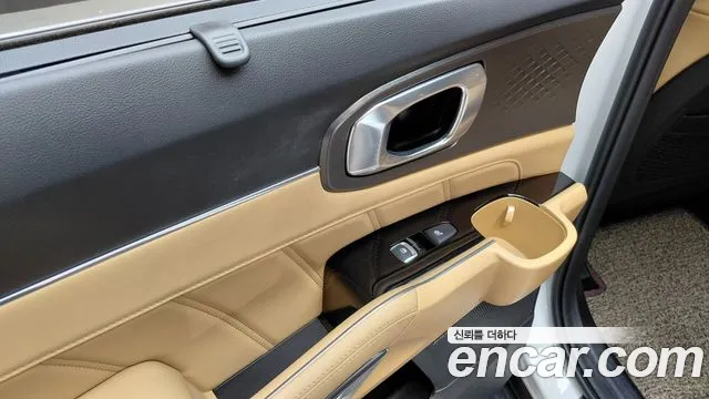 Kia Sorento Sorento 4-е поколение Бензин 2.5T 2WD — Фото автомобиля 19