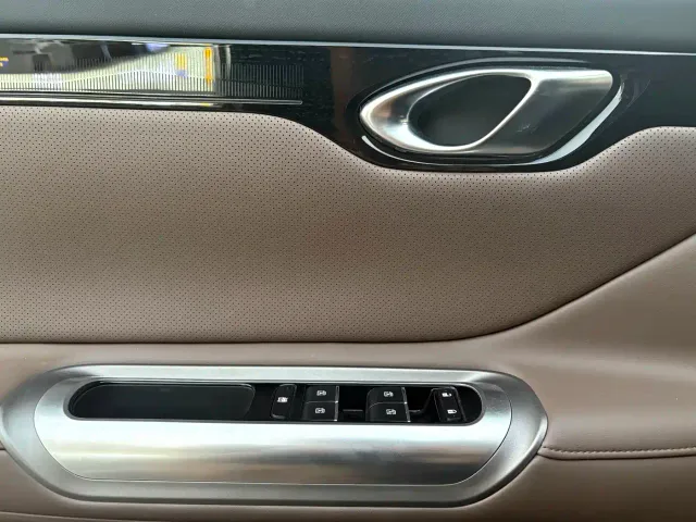 GAC Trumpchi E8 — Фото автомобиля 11