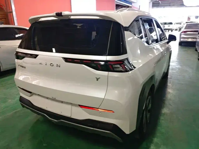 GAC Aion Y — Фото автомобиля 6