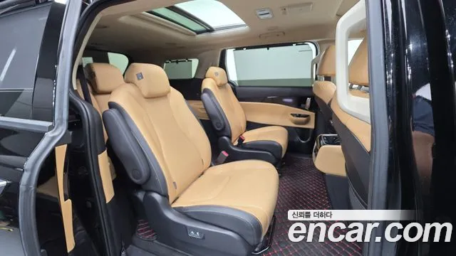 Kia Canival Carnival 4 поколение Дизель 9 мест Signature — Фото автомобиля 19