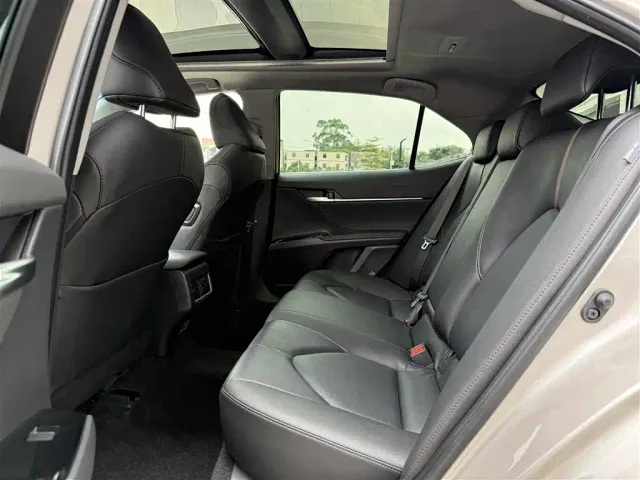 Toyota Camry — Фото автомобиля 22