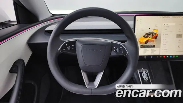 Tesla Model 3 — Фото автомобиля 13