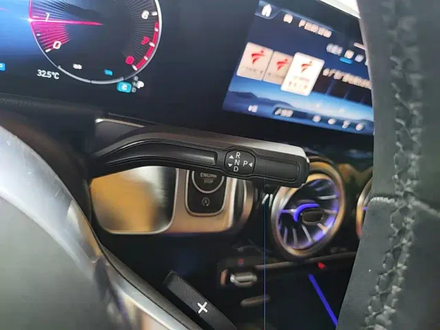 Mercedes-Benz GLB-Class — Фото автомобиля 13
