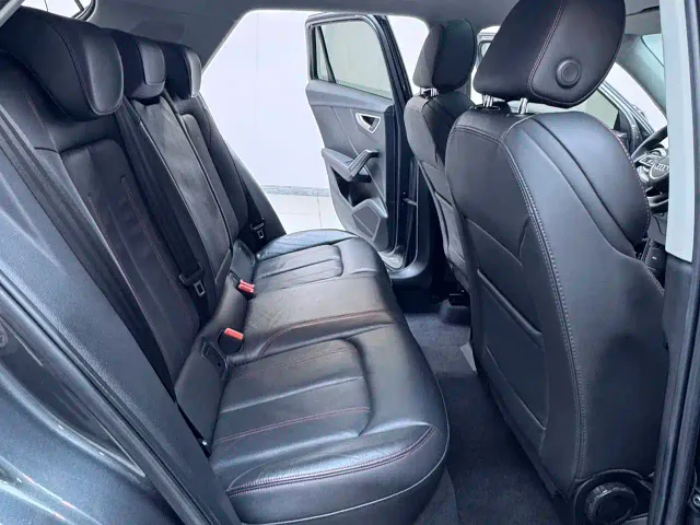 Audi Q2L — Фото автомобиля 9