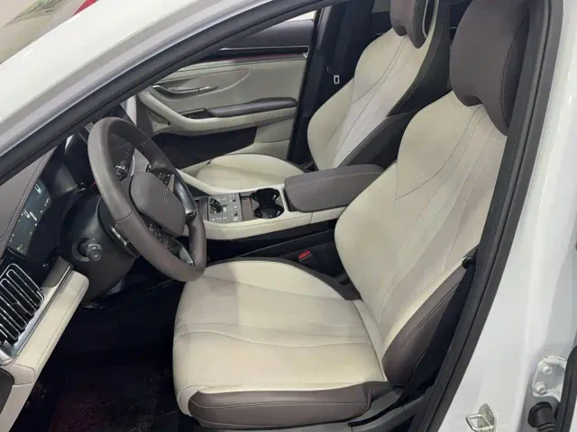 BYD Song PLUS — Фото автомобиля 20