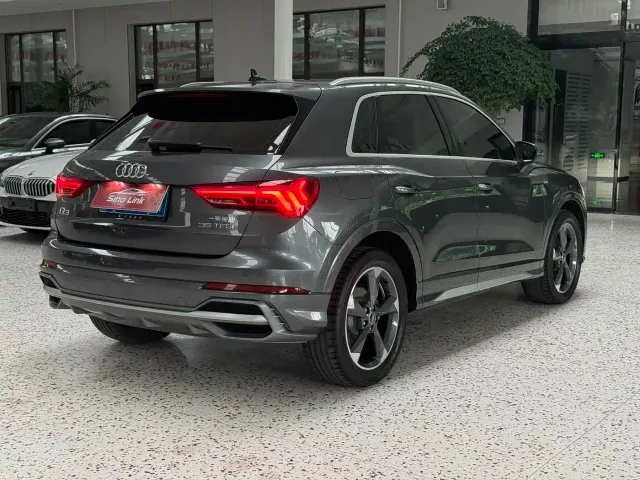 Audi Q3 — Фото автомобиля 22