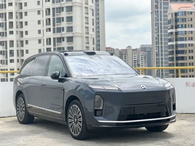 Nio ES8 — Фото автомобиля 2