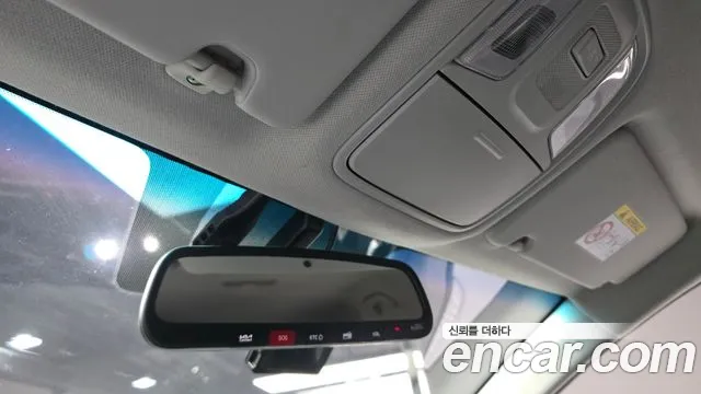 Kia Niro — Фото автомобиля 29