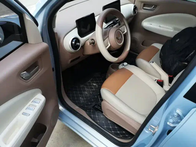 Wuling Hongguang Mini EV — Фото автомобиля 15