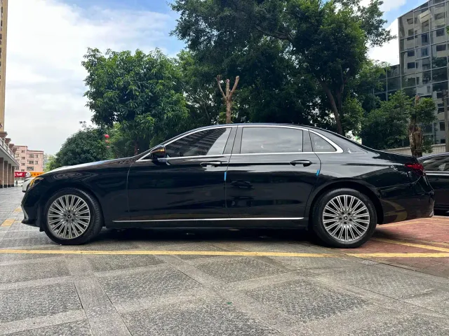 Mercedes-Benz E-Class — Фото автомобиля 7