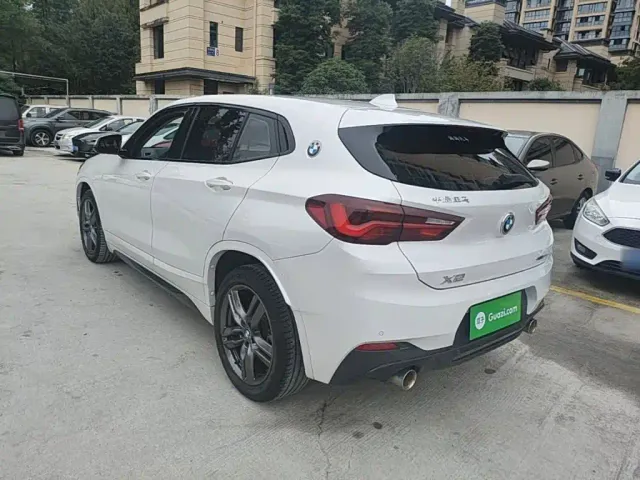 BMW X2 — Фото автомобиля 4