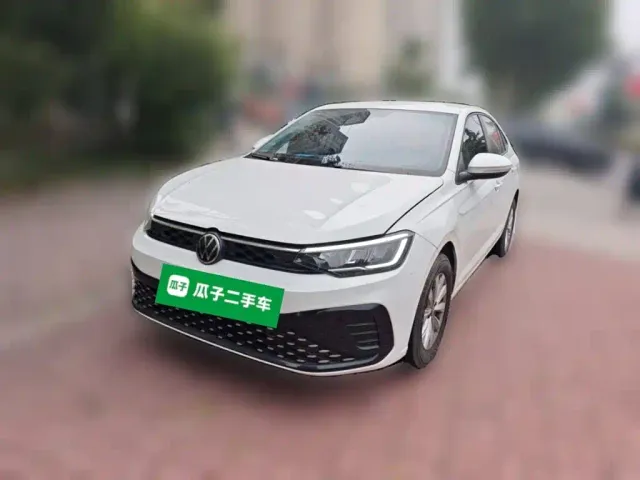 Фотография автомобиля — Volkswagen Lavida