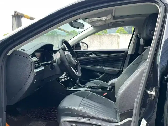 Volkswagen Passat — Фото автомобиля 6