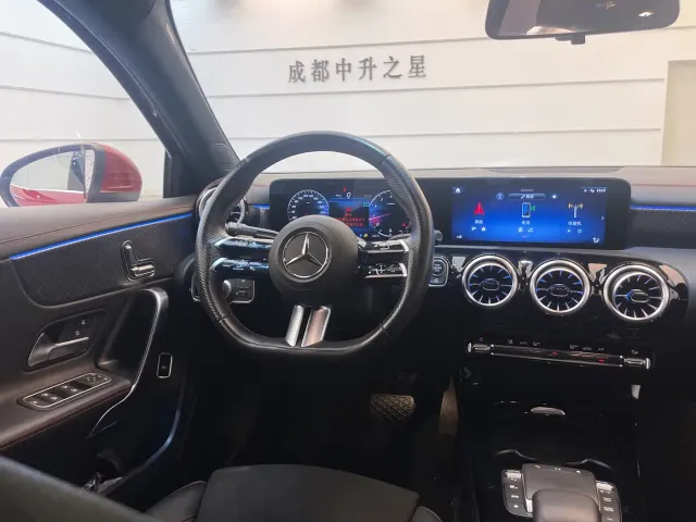 Mercedes-Benz A-Class — Фото автомобиля 10