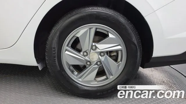 Hyundai Avante — Фото автомобиля 6