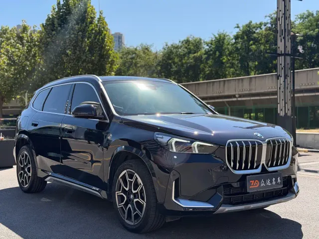BMW X1 — Фото автомобиля 3