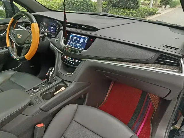 Cadillac XT5 — Фото автомобиля 6