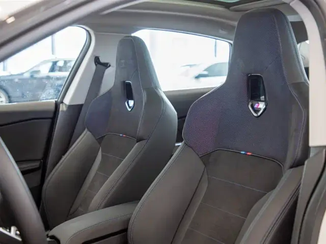 BMW 2 Series — Фото автомобиля 11