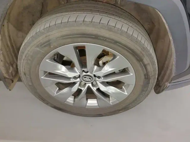 Toyota Wildlander — Фото автомобиля 6