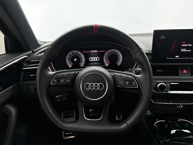 Audi A4L — Фото автомобиля 16