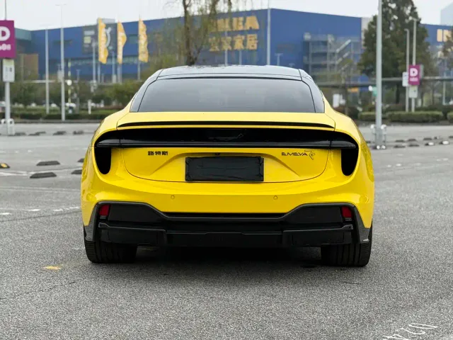 Lotus Emeya — Фото автомобиля 7