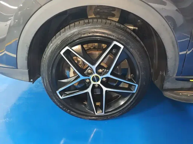 Roewe RX5 — Фото автомобиля 22
