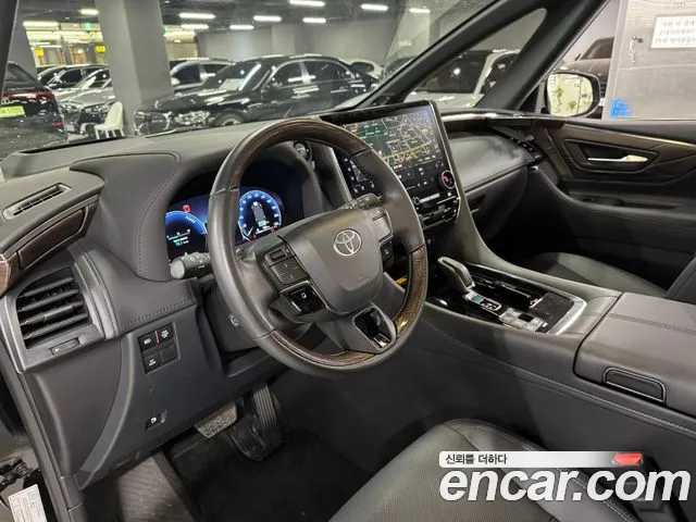 Toyota Alphard — Фото автомобиля 4