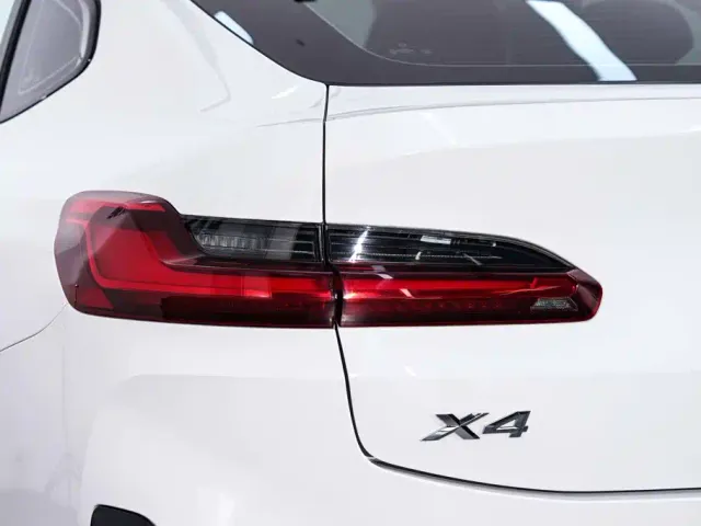 BMW X4 — Фото автомобиля 11