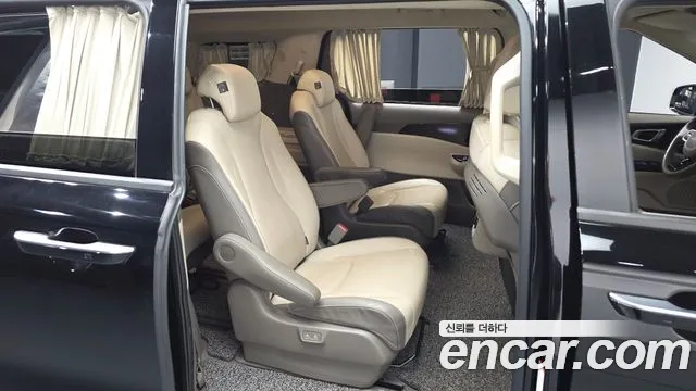 Kia Carnival 4th Gen — Фото автомобиля 18