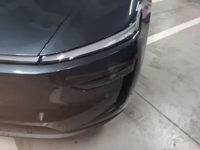 Tesla Model Y — Фото автомобиля 23