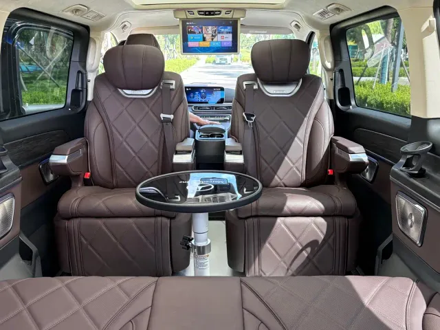 Mercedes-Benz V-Class — Фото автомобиля 8