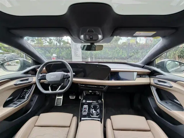 Audi A6L e-tron — Фото автомобиля 12