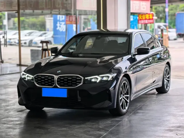 Фотография автомобиля — BMW 3 Series